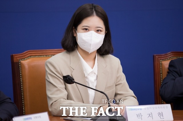 박지현 비대위원장은 27일 교수 자녀 입시 비리 여야 전수조사 실시를 거듭 제안했다. /남윤호 기자