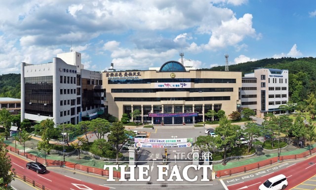 정읍시 관계자는 “코로나19로 경제적 어려움을 겪는 시민들과 소상공인들에게 조금이나마 도움이 되길 바란다”며 “앞으로도 시민들의 생활 향상과 지역경제 회복을 위해 다양한 세정시책을 발굴하겠다”고 밝혔다. / 정읍시 제공