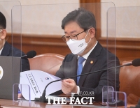  박범계 '여야 논의 계속했는데…필리버스터 취지 무색'