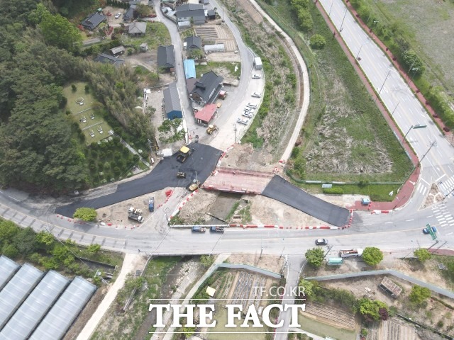 정읍시 관계자는 “가설 교량 이용으로 인한 통행 불편을 최소화하고 재가설 공사 기간도 최대한 줄일 수 있도록 노력할 계획”이라며 “공사 기간 중 다소 불편하더라도 시민 여러분의 적극적인 협조를 부탁드린다”고 당부했다. / 정읍시 제공