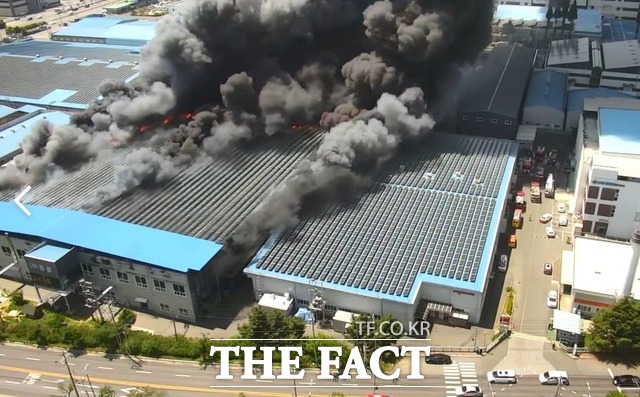 구미시 공단동 가구제조 공장 화재/경북소방본부 제공