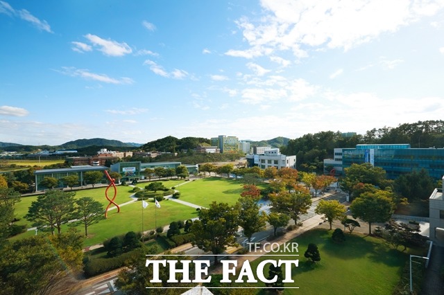 한국기술교육대 일학습병행 공동훈련센터가 2년 연속 최우수기관으로 선정됐다.