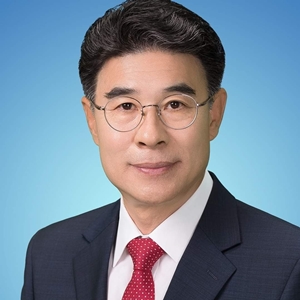 국민의힘 계룡시장 후보가 이응우 후보로 변경됐다.