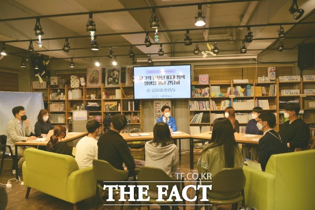 김관영 후보는 “도민들은 세대를 초월해 미래 전북의 청사진을 함께 그려낼 수 있는 소통 가능한 도지사를 원하고 있다”면서 “민주당의 전북도지사 후보로서 우리 도민들의 먹고사는 문제 해결, 민생 회복을 최우선의 기치로 삼고 노력하는 도지사가 되겠다”고 밝혔다. / 김관영 후보 사무실 제공