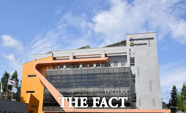 경기 시흥도시공사는 한양대학교 한국어문화원과 협력하여 ‘올바른 우리말’쓰기 문화 정착에 앞장서기로 했다고 16일 밝혔다./시흥도시공사 제공