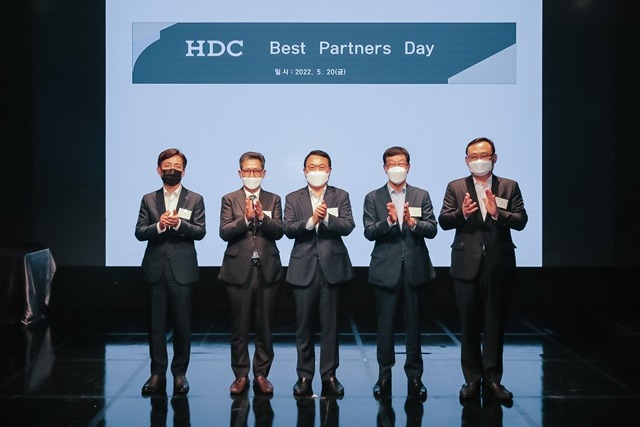 HDC현대산업개발은 20일 용산 아이파크몰에서 베스트 파트너스 데이를 개최했다고 밝혔다. /HDC현대산업개발 제공