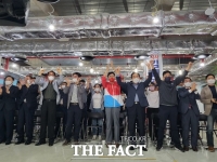  방송 3사 출구조사 발표에 김태흠·양승조 캠프 희비 엇갈려