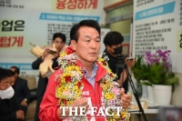  백성현 논산시장 당선...'통합의 행정 펼 것'