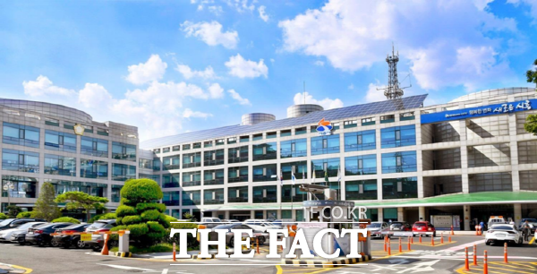 시흥시는 미세먼지를 줄이고, 대기오염 물질 감소를 위해 경유를 사용하는 노후 농기계에 조기 폐차 보조금을 지원한다고 3일 밝혔다./시흥시 제공