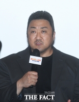  마동석 '천만 넘어 기뻐, 한국 영화를 구원해준 관객께 감사'