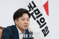  이준석 '제대로 자기 정치 해 보겠다'…'조기 사퇴론' 일축