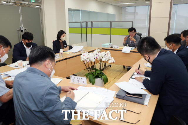 김성 당선자 업무보고/장흥군청 제공