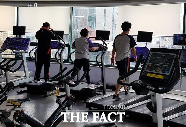 여수시가 시민 건강증진을 위해 현재 시행중인 ‘비만탈출 프로그램’이 시민건강에 상당한 효과를 나타내고 시민들의 반응도 좋은 것으로 나타났다. /여시시 제공