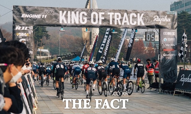 고양시가 후원하는 도심형 자전거 대회인 ‘킹오브트랙(KING OF TRACK)’/고양시 제공