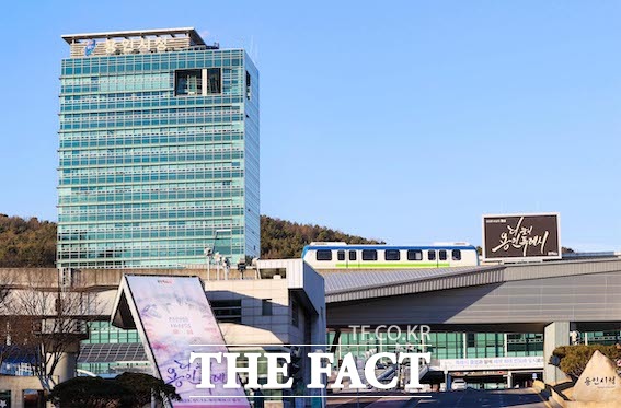 경기 용인시가 귀농인의 안정적인 정착을 돕기 위해 농업창업금과 주택구입비 등 연 2%의 저금리 대출을 지원키로 하고 다음 달 11일까지 신청자를 모집한다고 23일 밝혔다./용인시 제공