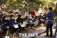  산림청 한국숲사랑청소년단 가족 대상 숲 탐방 프로그램 운영...10월까지 총 5회