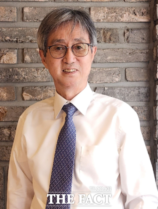 뉴잉글랜드대학교대학원 철학 박사, 고려대학교 대학원 교육학과를 졸업한 송인섭 교수는 현재 다산전인교육캠퍼스 원장・숙명여자대학교 특임・명예 교수로 활동하고 있다. / 이상묵 기자