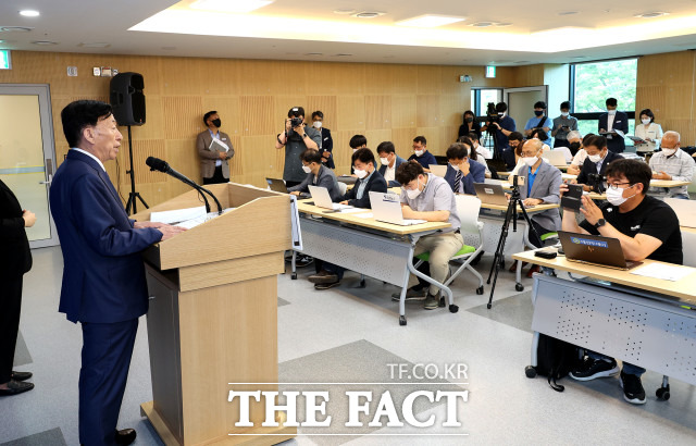 설동호 대전시교육감은 4일 교육청 별관 대회의실에서 취임 기자간담회을 열고 향후 정책방향을 밝혔다. / 대전교육청 제공