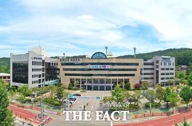 정읍시 관계자는 “앞으로도 시민의 납세 편의를 도모하고 불합리한 제도를 개선하는 한편, 더욱 신뢰받는 공정한 세무 행정을 펼쳐 안정적인 세수 확충과 재정 자립도 향상을 위해 노력하겠다”고 말했다. / 정읍시 제공