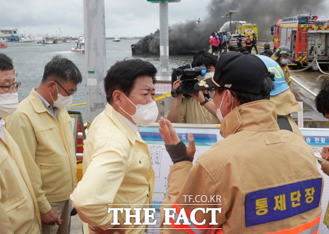 오영훈 제주도지사는 최근 성산항·한림항에서 발생한 어선 화재사고와 관련 재발방지 대책 수립과 안전관리를 강화하는 특별요청사항 1호를 7일 발령했다./제주도 제공