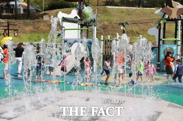 해남군 황산면 우항리 공룡박물관 물놀이체험장 개장/해남군 제공