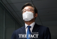  검찰, '이재명 변호사비 의혹'  압수수색…쌍방울그룹도