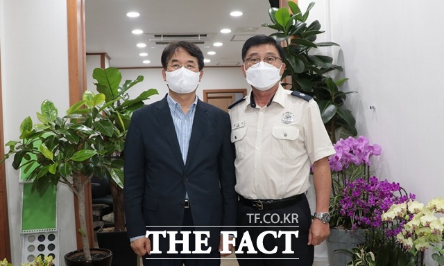 이동환 고양특례시장과 정요안 고양소방서은 11일 간담회를 갖고 시민안전을 위해 긴밀한 협조체제를 유지하기로 했다./고양소방서 제공