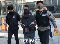  사촌형제 부부에 흉기 휘둘러 아내 2명 숨지게 한 50대 '무기징역'