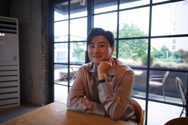 김호중은 가장 듣고 싶은 이야기는 트로트 김호중, 성악가 김호중도 좋지만 노래쟁이라는 말이라고 했다. /생각엔터 제공