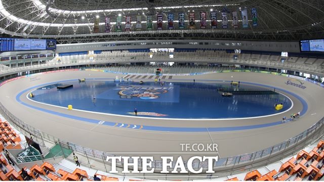 오는 20일부터 경륜과 경정 본장의 영업장 냉방온도 조절 등 하절기 에너지 절감을 위한 조치에 들어간다. 사진은 광명 경륜장 내부 전경./경주사업총괄본부 제공