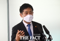  국민 혈세로 '코인 투자자 빚 탕감'?…논란에 입 연 금융당국