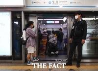  '엘리베이터 설치해야'…전장연, 경찰 조사 거듭 거부