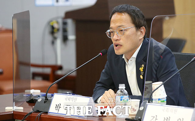 발언하는 박주민 의원.