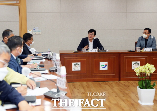 장흥군이 물 축제 방역대책 회의를 가졌다/장흥군 제공