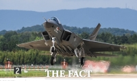  KF-21 '보라매' 이번엔 랜딩기어  접고 40분간 2차 비행