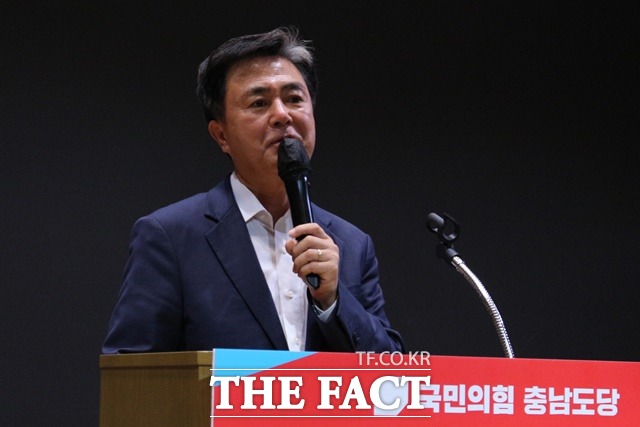 김태흠 충남도지사가 31일 국민의힘과 관련한 입장문을 냈다. / 예산 = 최현구 기자