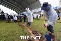  “정남진 제15회 장흥 물 축제 안전하고 깨끗하게...” 행사장 재정비