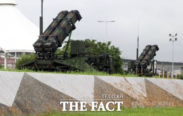 지난 2019년 한광훈련 중 대만 다지아강변공원에 패트리엇3(PAC3) 지대공 미사일 발사대가 설치돼 있다./타이완중앙통신