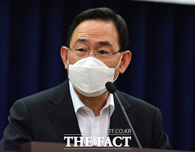 주호영 국민의힘 비상대책위원장이 16일 국회에서 기자들과 만나 비대위원 인선과 관련해 당을 조기에 안정시키고 신뢰를 회복할 수 있는 사람으로 구성했다고 밝혔다. /남윤호 기자