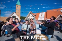  '한국 속 독일' 남해 독일마을 맥주축제, 3년 만에 개최
