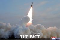  [속보] 북한, 尹 대통령 취임 100일에 미사일 2발 발사