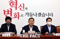  주호영 '전당대회 일정, 연찬회서 논의…尹, 참석해 의견 들어야'