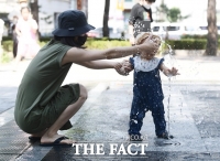  출산율 더 떨어졌다…지난해 0.81명 OECD 또 꼴찌