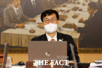  오늘(25일) 금통위 열린다…'베이비스텝' vs'빅스텝' 한은 선택은?