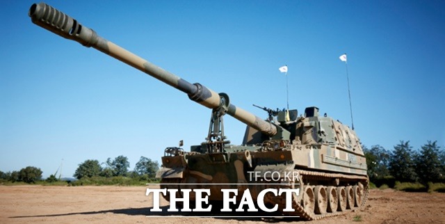 한화디펜스가 명품 자주포 K9 썬더 48문(24억 달러)를 폴란드에 수출하는 계약을 체결했다. /한화디펜스