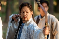  '환혼' 종영…유준상, 냉탕과 온탕 넘나드는 활약 눈길 