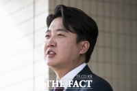  서울청장 '윤핵관 접촉 없어'…'이준석 수사 개입 의혹' 부인