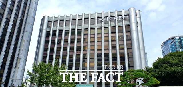 수사권 조정 이후 수사부서 기피 현상이 두드러지는 상황에서 다음 달 시행되는 개정 검찰청법·형사소송법으로 일선 경찰관들의 업무 부담을 호소하는 목소리가 나오고 있다. /더팩트DB