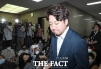  경찰, '성 접대 의혹' 이준석 전 대표 출석 통보