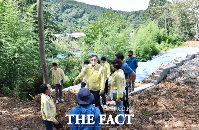 담양군은 제11호 태풍 ‘힌남노’ 북상에 따른 피해를 최소화기 위해 지난 주말 주요 건설사업장과 피해 우려지역을 찾아 시설물 등의 안전검점을 실시했다고 5일 밝혔다./담양군 제공